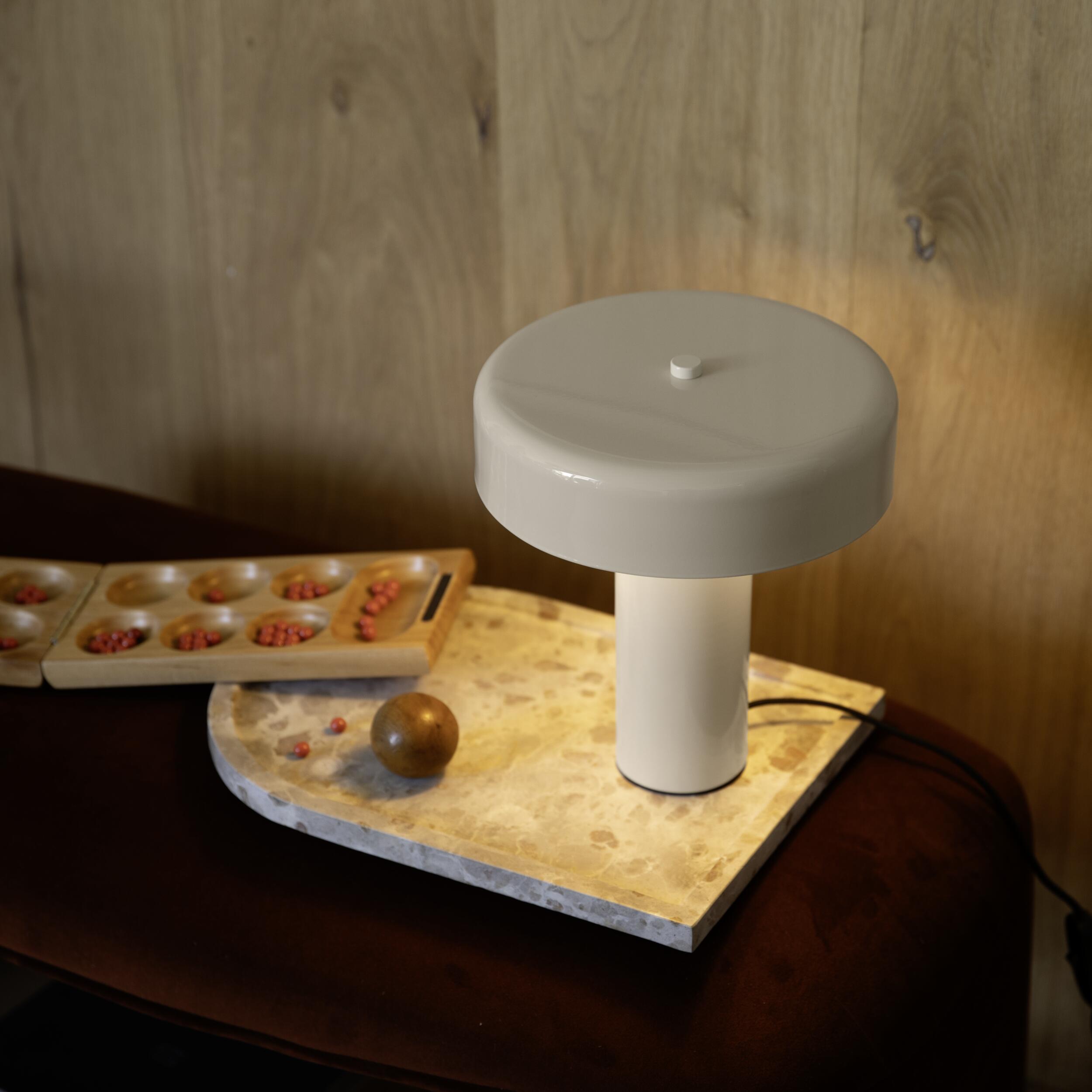 Marcel Bordlampe 26 x 24 cm 