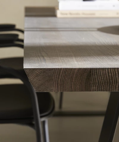 Timber Spisebord 240 x 100 x 74 cm